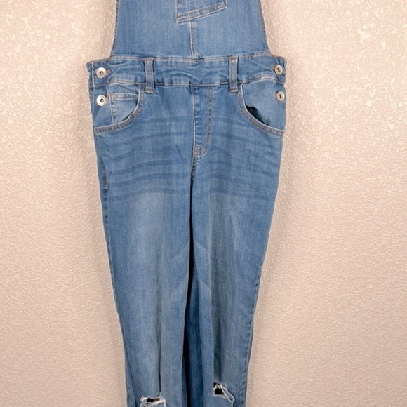 Dollhouse Denim 90's Y2K Distressed Cropped Overall Jeans Size 8/9 - Picture 3 of 9